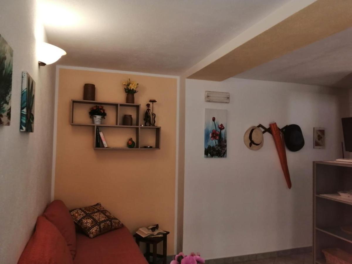 Appartamenti Le Conchiglie E Le Stelle Marine Cala Gonone Exterior foto