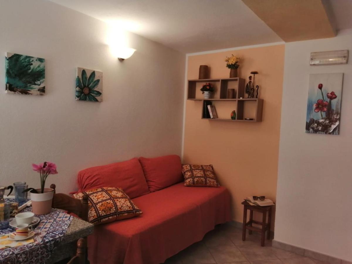 Appartamenti Le Conchiglie E Le Stelle Marine Cala Gonone Exterior foto