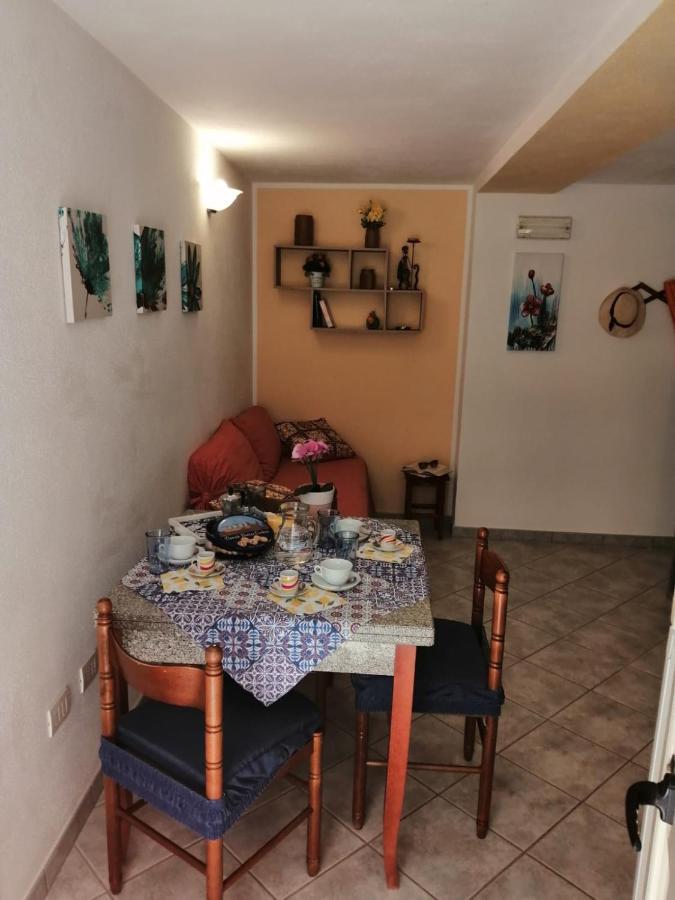 Appartamenti Le Conchiglie E Le Stelle Marine Cala Gonone Exterior foto